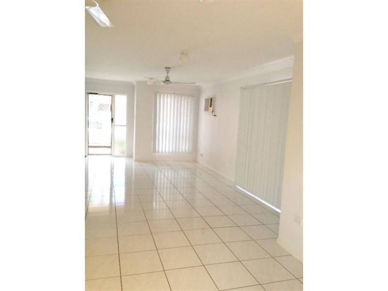 3/64 Hodel Street, Rosslea QLD 4812