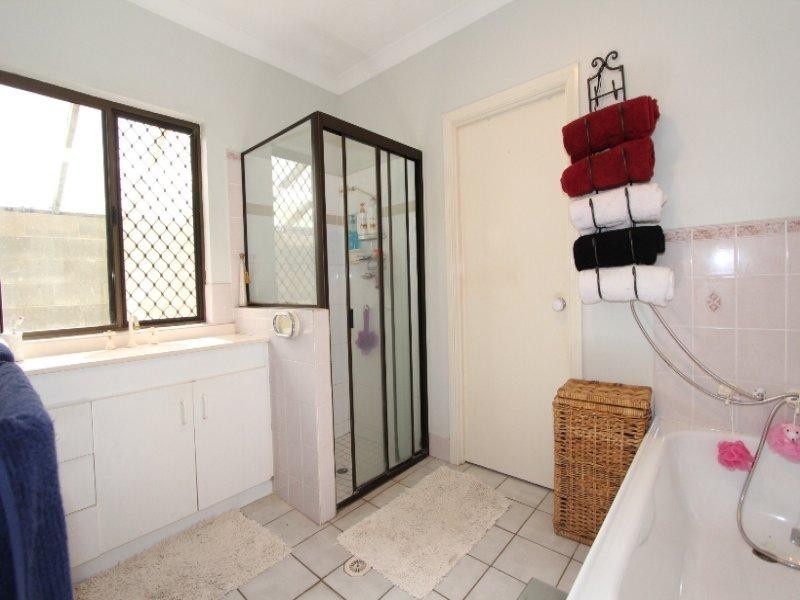 4 Cobham Crescent, Kirwan QLD 4817