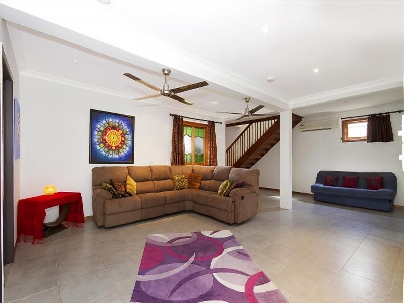 18 Hubert Street, South Townsville QLD 4810