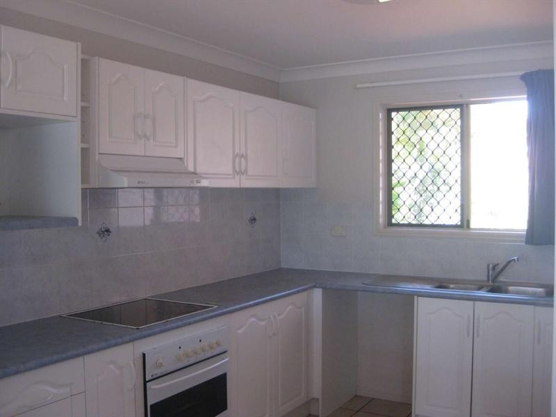 10/30 Martinez Avenue, West End QLD 4810