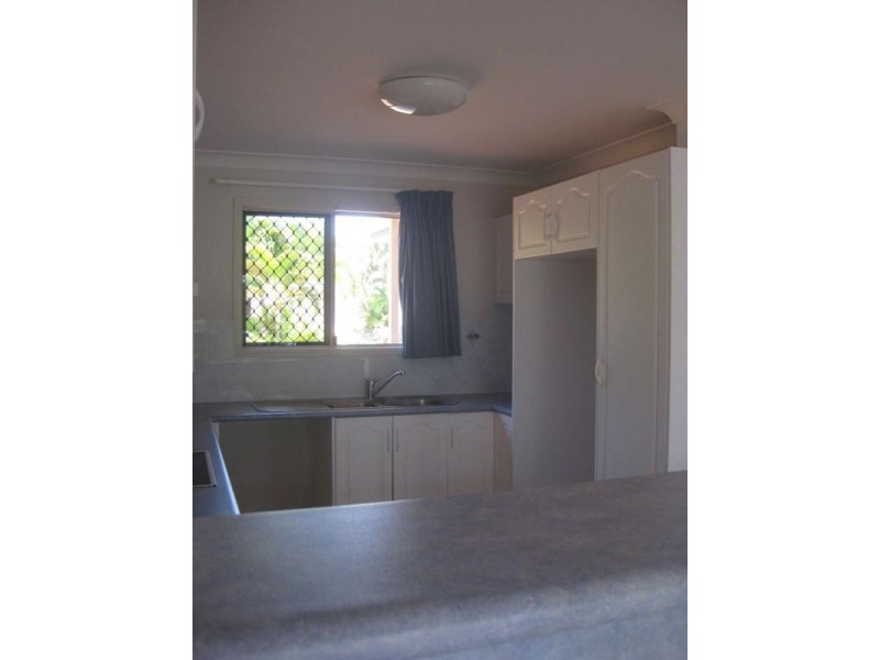 10/30 Martinez Avenue, West End QLD 4810