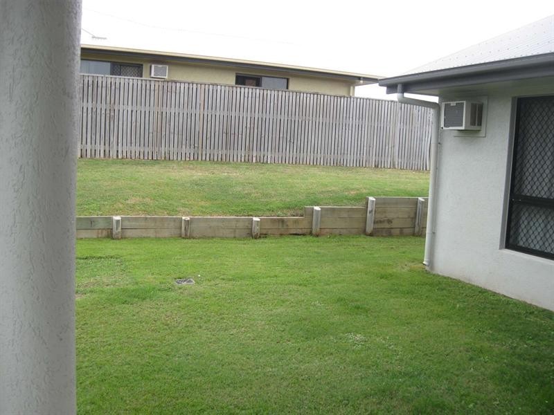 101 Woodwark Drive, Bushland Beach QLD 4818