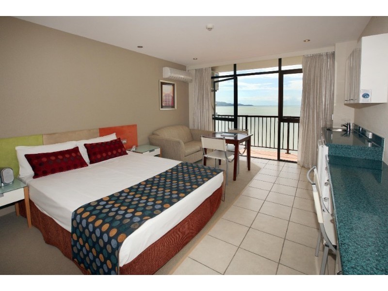 1108/75-77 The Strand, North Ward QLD 4810