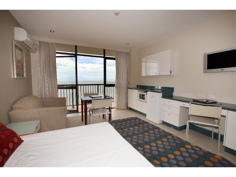 1108/75-77 The Strand, North Ward QLD 4810