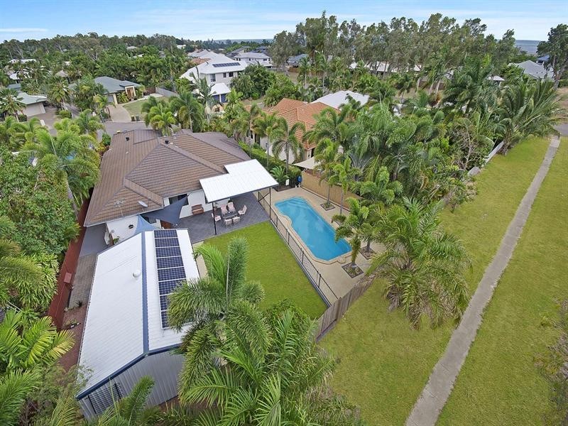 3 Coolan Court, Bushland Beach QLD 4818