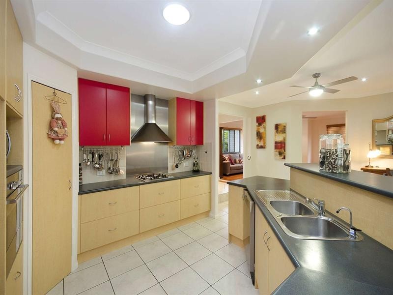 3 Coolan Court, Bushland Beach QLD 4818