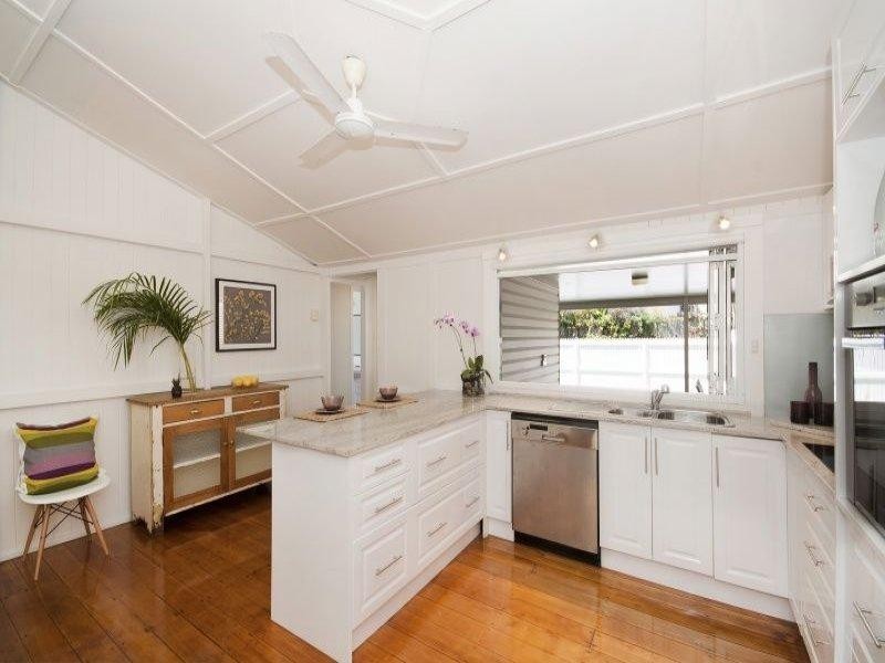 157 Eyre Street, North Ward QLD 4810