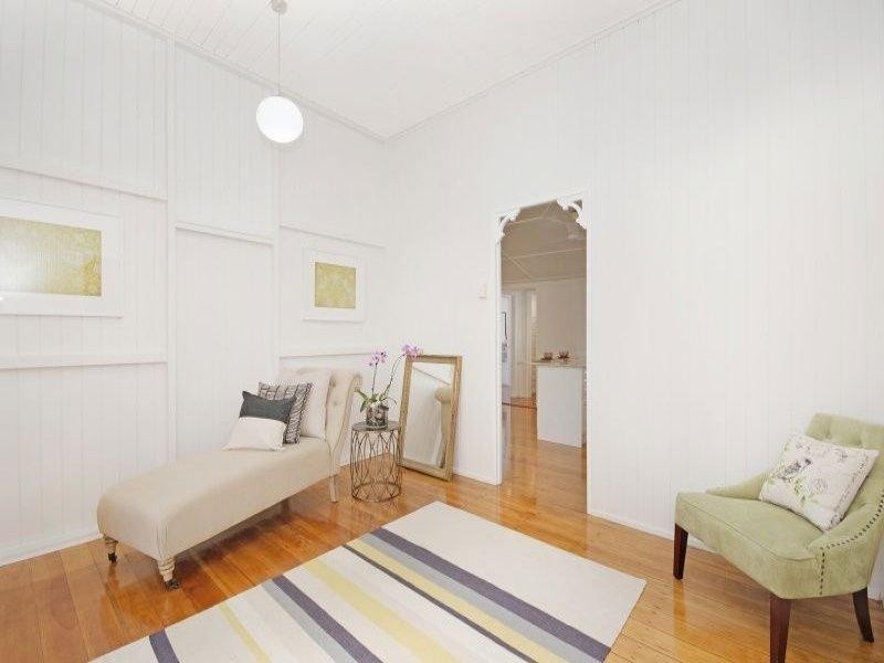 157 Eyre Street, North Ward QLD 4810