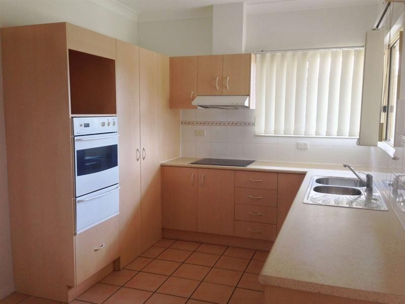 6 Milgate Crescent, Kirwan QLD 4817