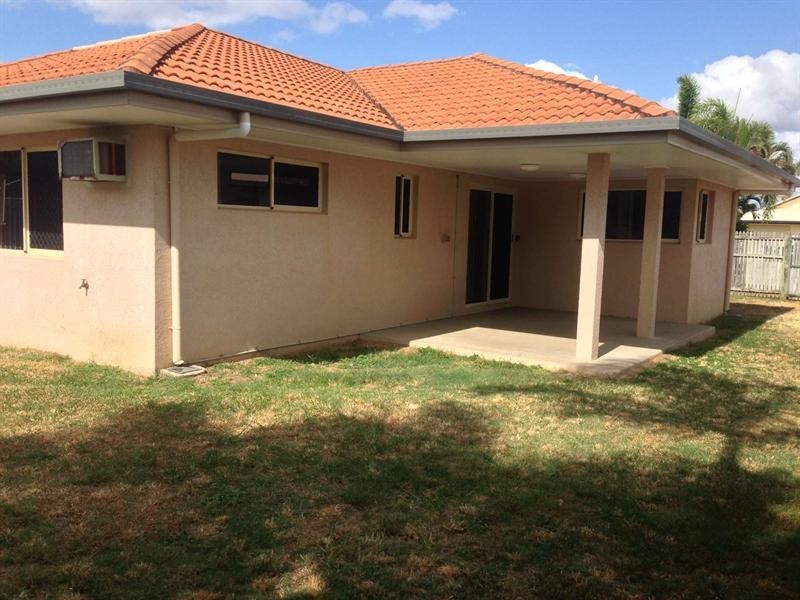 6 Milgate Crescent, Kirwan QLD 4817