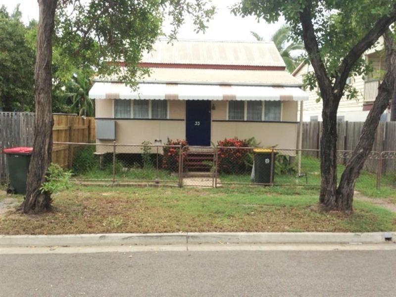 33 Perkins Street, South Townsville QLD 4810