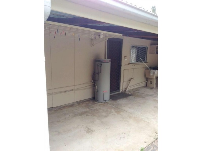 33 Perkins Street, South Townsville QLD 4810