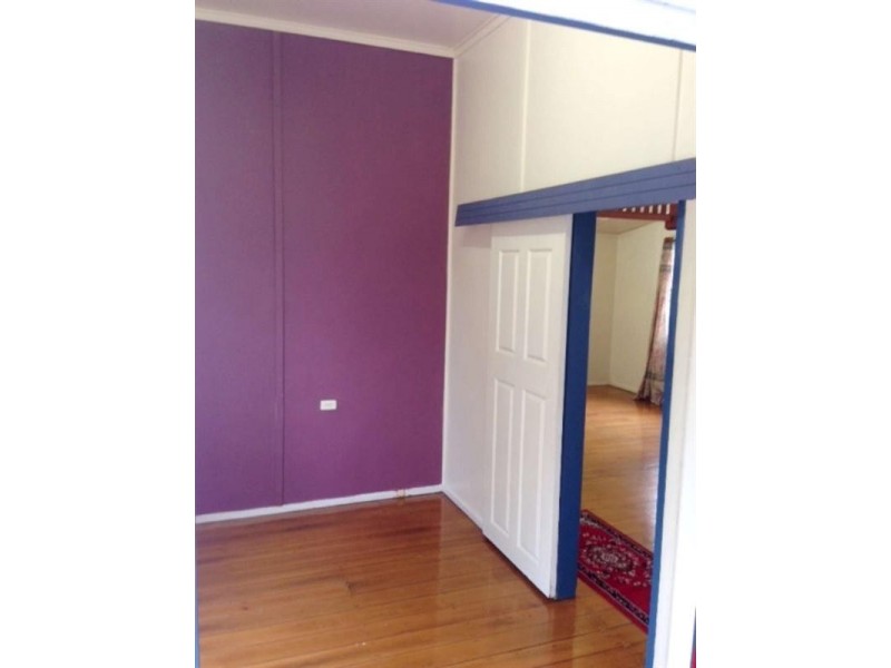 33 Perkins Street, South Townsville QLD 4810