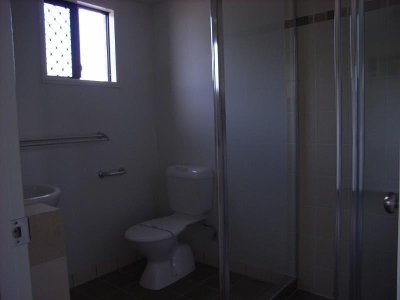 Bushland Beach QLD 4818