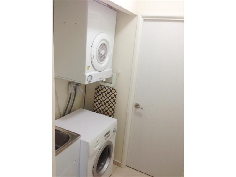 16/321 Angus Smith Drive, Douglas QLD 4814