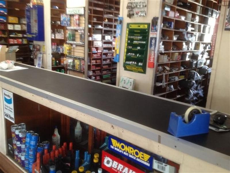 Terry Fox Motors, Charters Towers QLD 4820