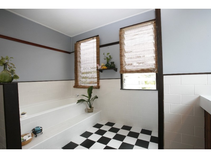 30 Beatrice Street, Aitkenvale QLD 4814