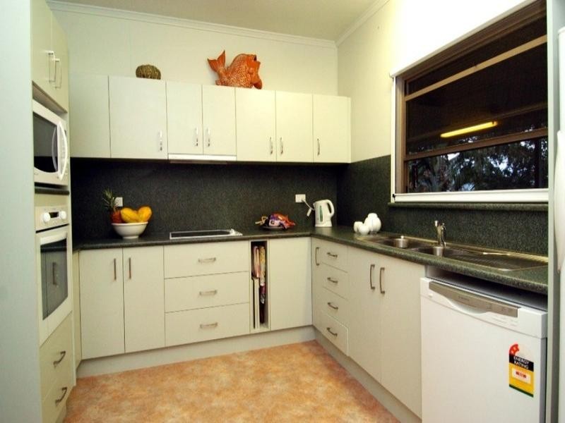 Railway Estate QLD 4810