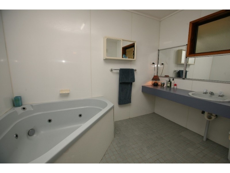 1333 Riverway Drive, Kelso QLD 4815