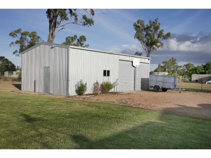 50 Flagstone Avenue, Rangewood QLD 4817