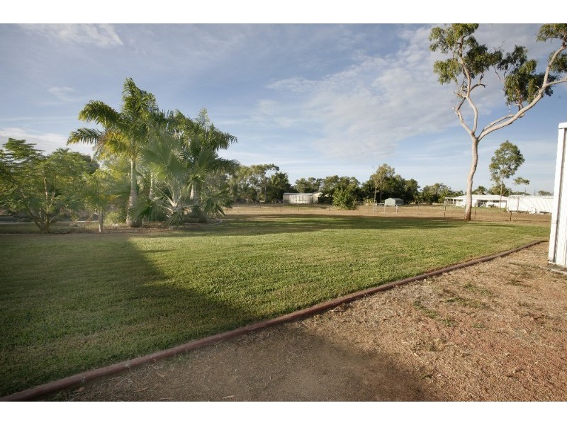 50 Flagstone Avenue, Rangewood QLD 4817