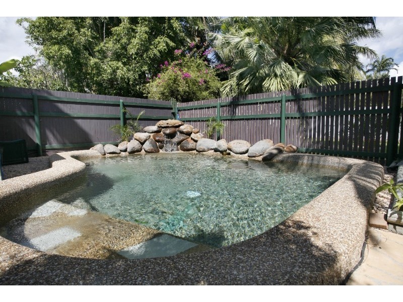 194 Boundary Street, Railway Estate QLD 4810