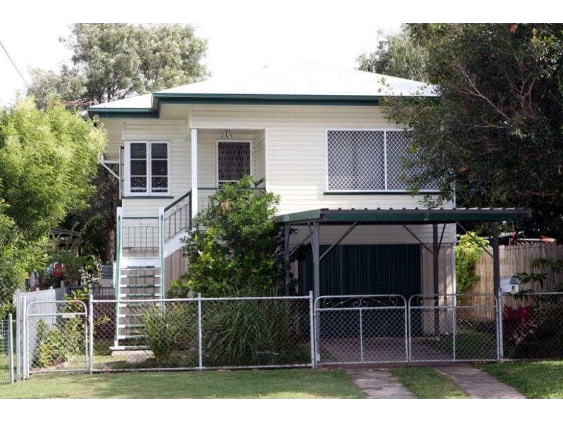 2 Townsville Street, West End QLD 4810