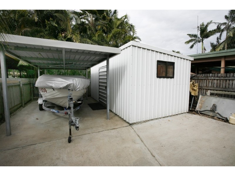 4 Vesterman Court, Bushland Beach QLD 4818