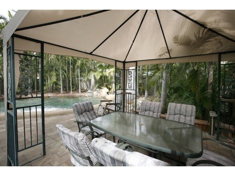 4 Vesterman Court, Bushland Beach QLD 4818