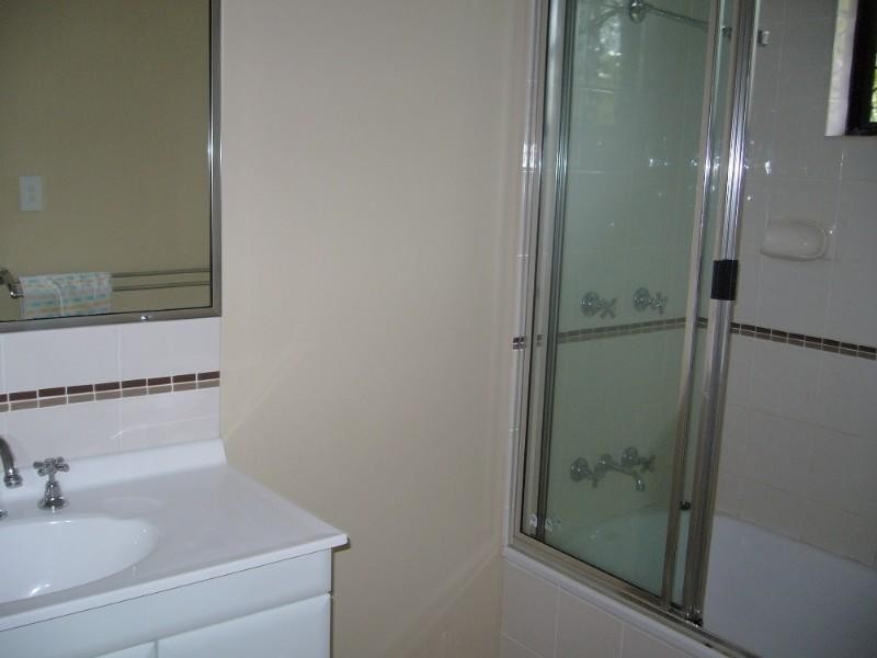 Bushland Beach QLD 4818