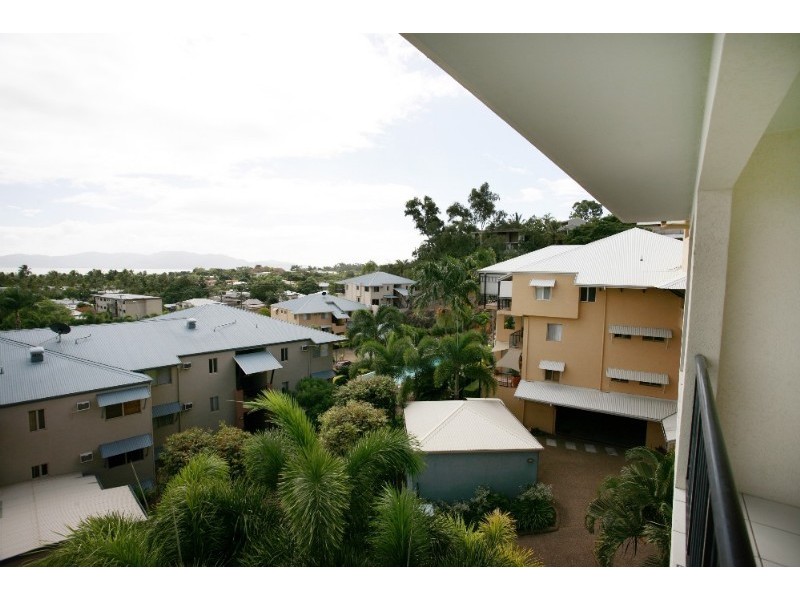 34 Bundock Street, Belgian Gardens QLD 4810