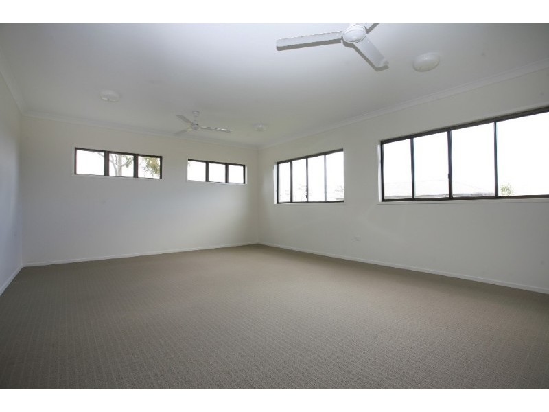 20 Parklands Drive, Mount Louisa QLD 4814