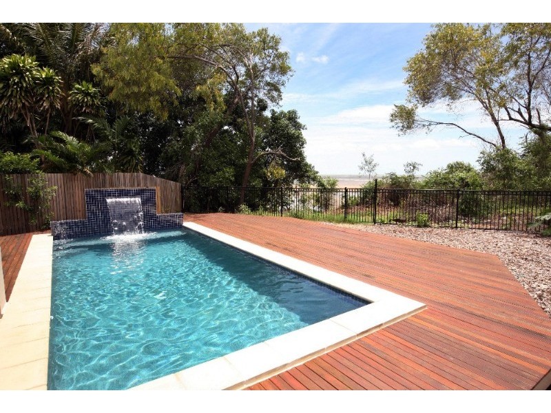 28B Jamaica Cresc, Bushland Beach QLD 4818