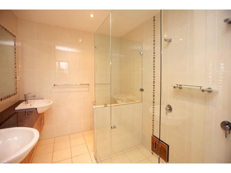 28B Jamaica Cresc, Bushland Beach QLD 4818