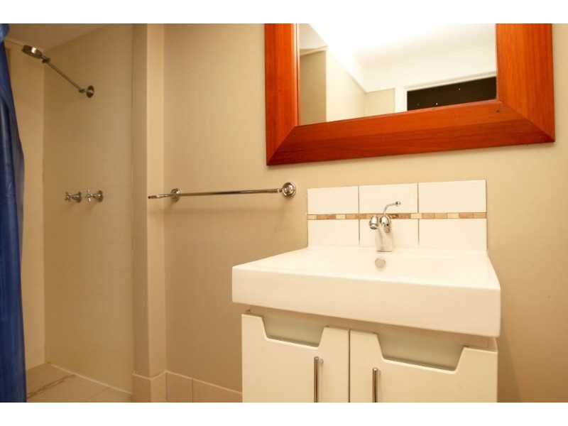 2 Healy Street, Mundingburra QLD 4812