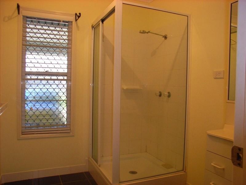 Railway Estate QLD 4810