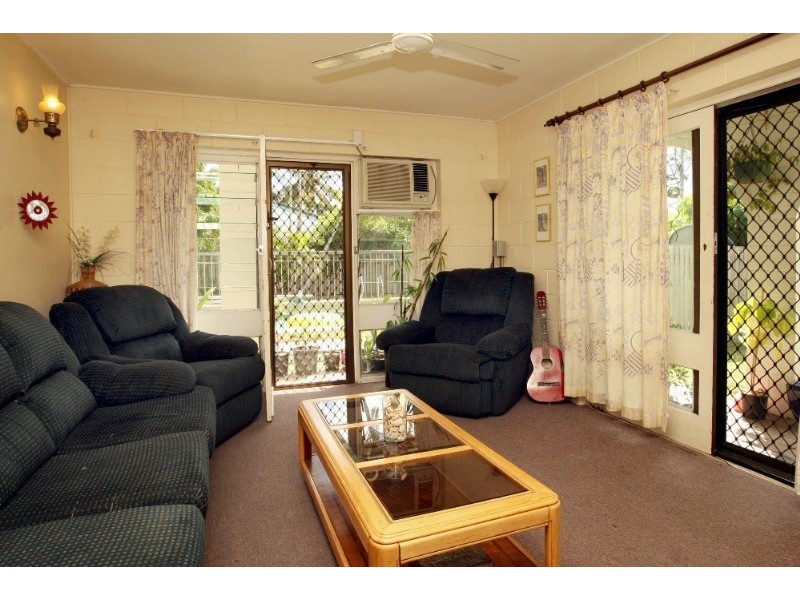 25 Hatchett Street, Cranbrook QLD 4814