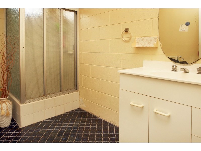 25 Hatchett Street, Cranbrook QLD 4814