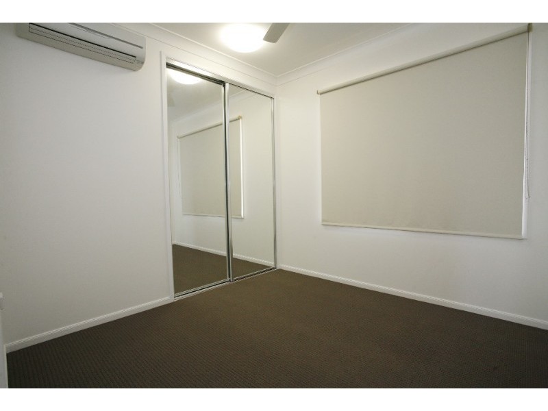 Bushland Beach QLD 4818