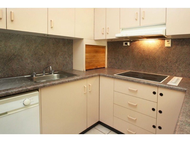 12 Fraser Avenue, Cranbrook QLD 4814