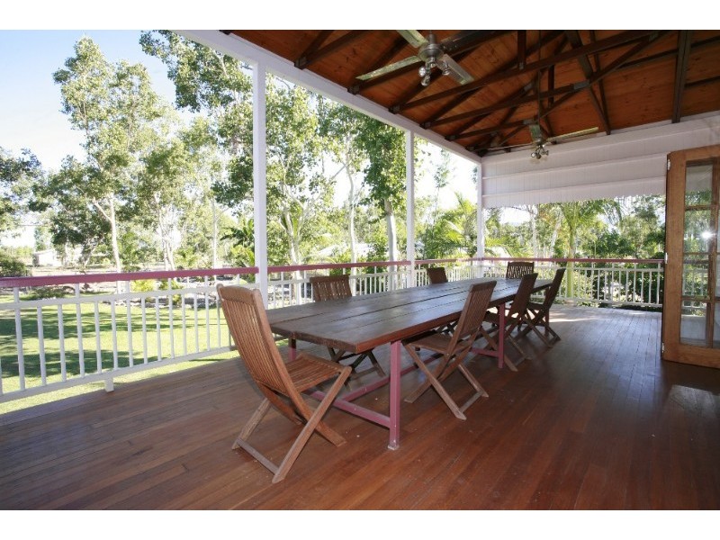 221 Kelso Drive, Kelso QLD 4815