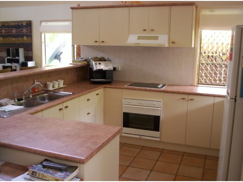 3/1 Livistonia Close, Bushland Beach QLD 4818