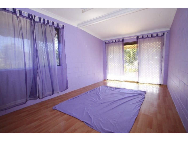 3 Mostyn Crescent, Bushland Beach QLD 4818