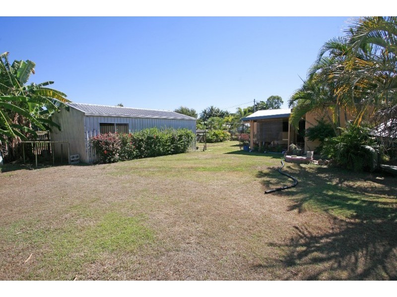 3 Mostyn Crescent, Bushland Beach QLD 4818