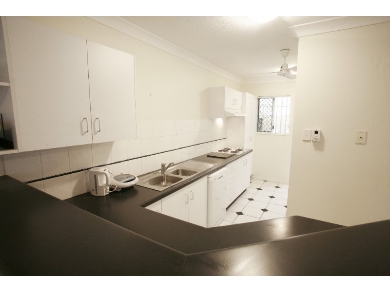 76-78 Mitchell Street, North Ward QLD 4810