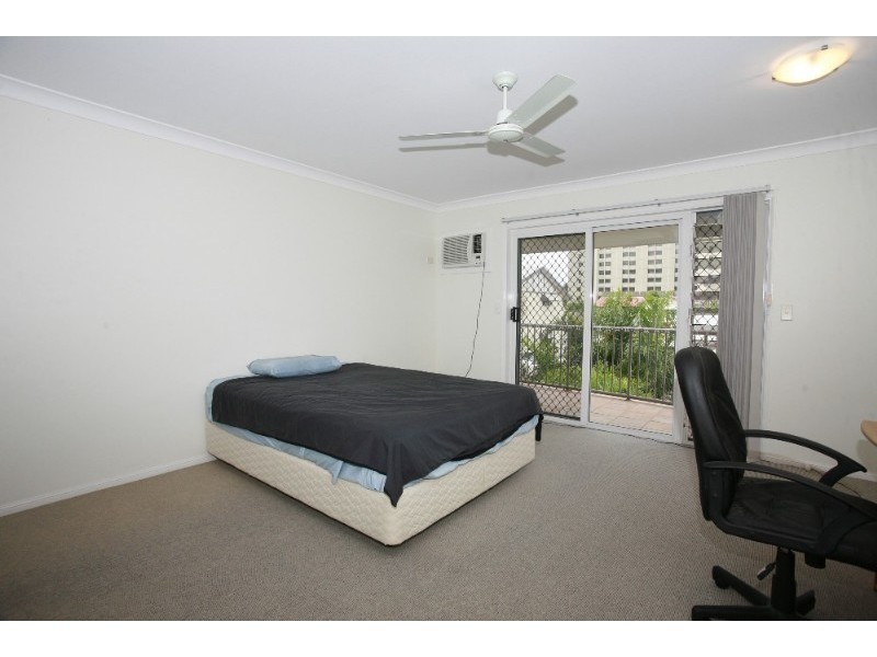 76-78 Mitchell Street, North Ward QLD 4810