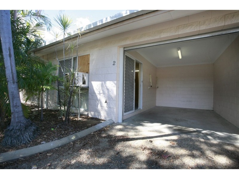 2/27 Warburton Street, North Ward QLD 4810