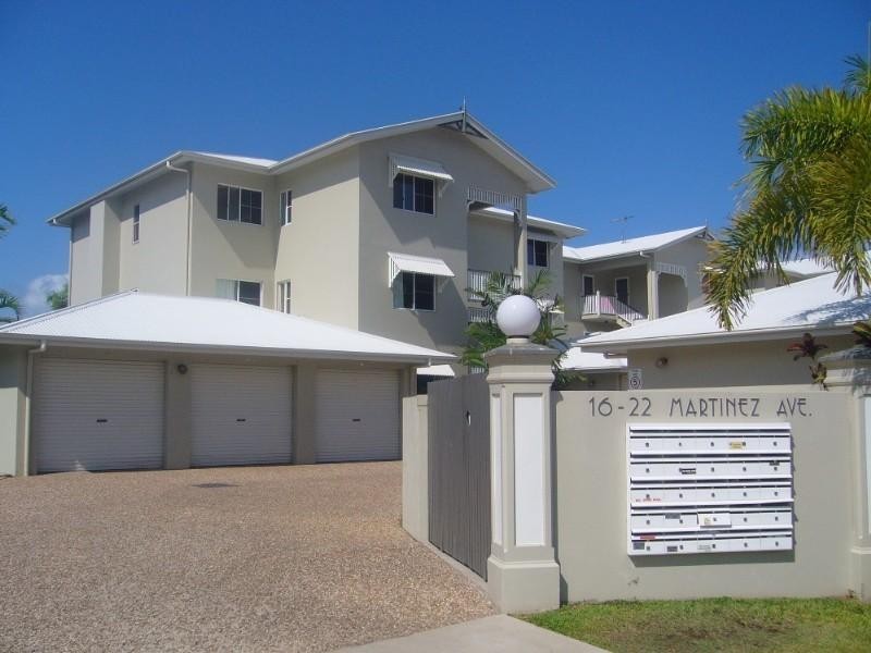 Hyde Park QLD 4812
