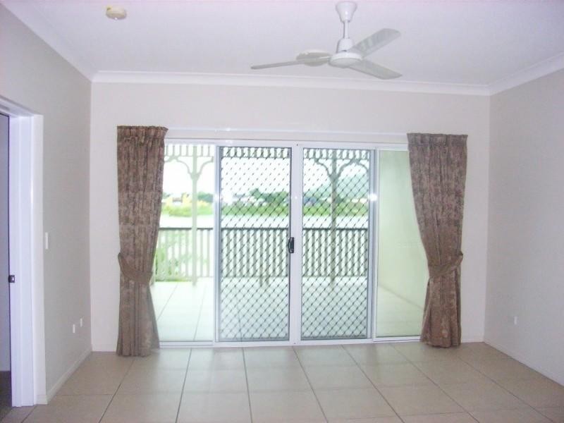 Hyde Park QLD 4812