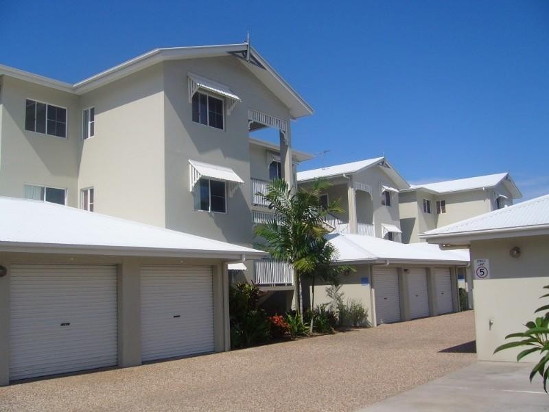 Hyde Park QLD 4812